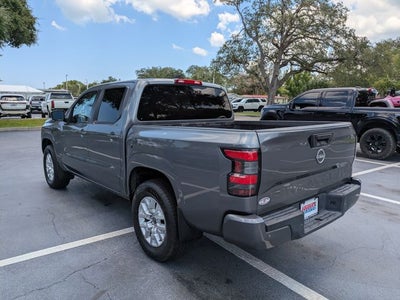 2022 Nissan Frontier SV
