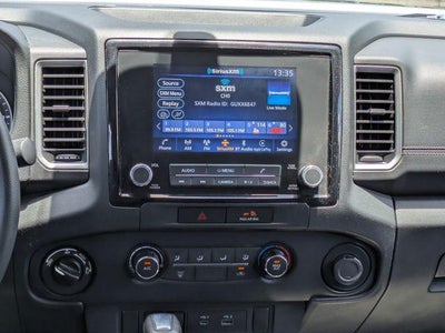 2022 Nissan Frontier SV