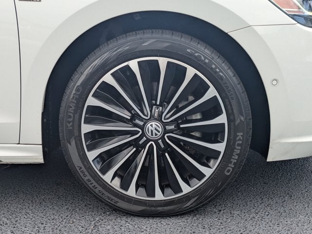 2022 Volkswagen Passat 2.0T Limited Edition
