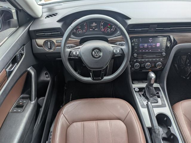 2022 Volkswagen Passat 2.0T Limited Edition