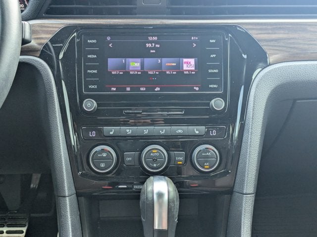 2022 Volkswagen Passat 2.0T Limited Edition