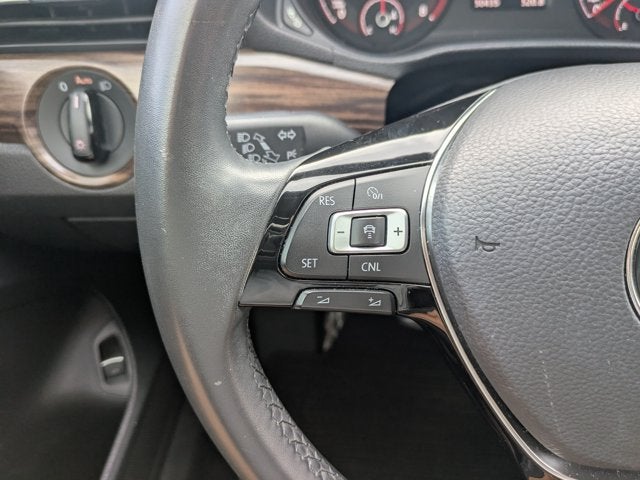 2022 Volkswagen Passat 2.0T Limited Edition