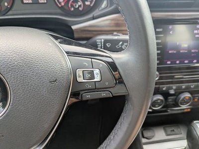 2022 Volkswagen Passat 2.0T Limited Edition