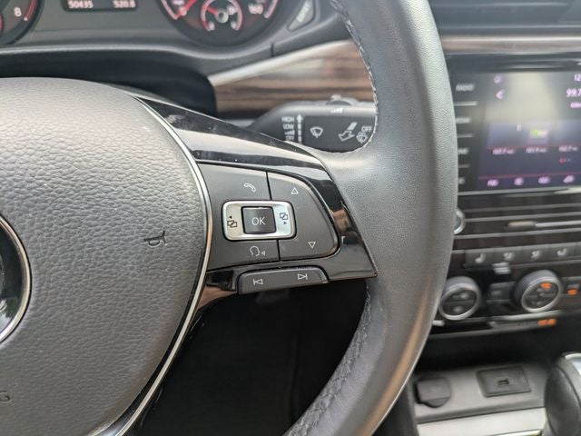 2022 Volkswagen Passat 2.0T Limited Edition