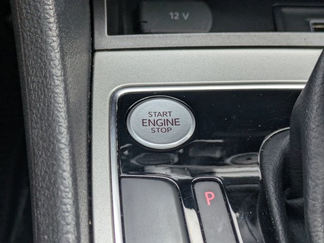 2022 Volkswagen Passat 2.0T Limited Edition