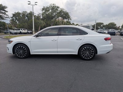 2022 Volkswagen Passat 2.0T Limited Edition