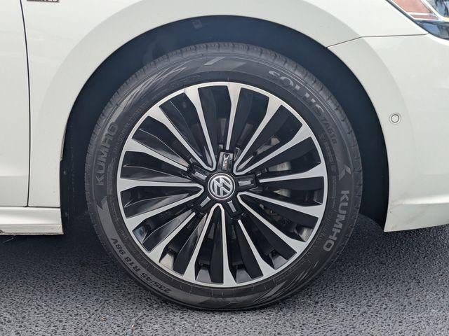 2022 Volkswagen Passat 2.0T Limited Edition