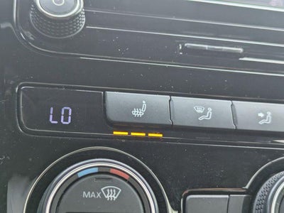 2022 Volkswagen Passat 2.0T Limited Edition