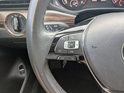 2022 Volkswagen Passat 2.0T Limited Edition