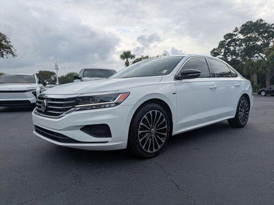 2022 Volkswagen Passat 2.0T Limited Edition