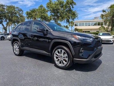 2025 Toyota RAV4 XLE Premium