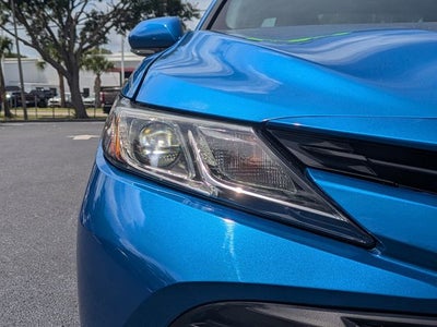 2019 Toyota Camry Hybrid LE