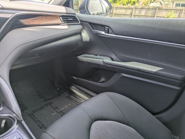 2019 Toyota Camry Hybrid LE