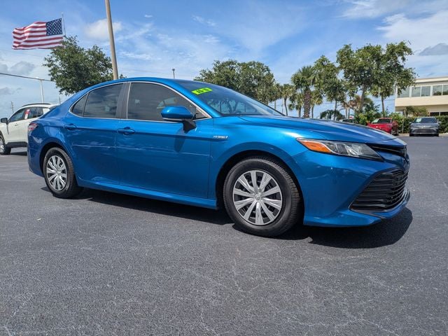 2019 Toyota Camry Hybrid LE