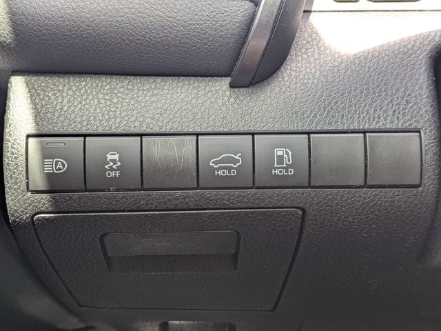 2019 Toyota Camry Hybrid LE
