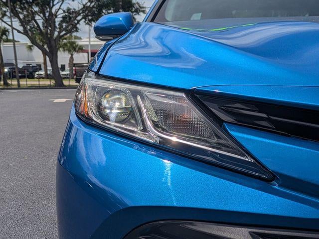 2019 Toyota Camry Hybrid LE