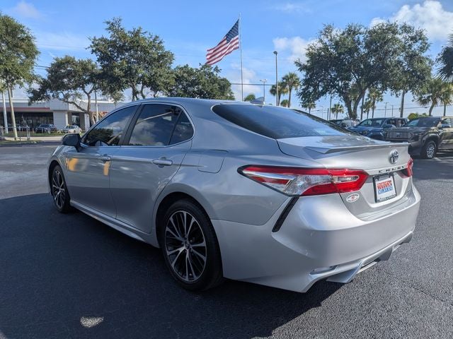 2020 Toyota Camry SE
