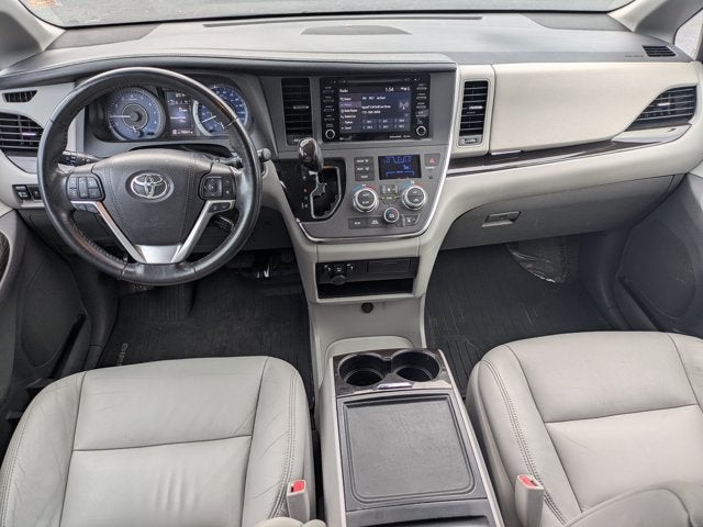 2018 Toyota Sienna XLE 7 Passenger