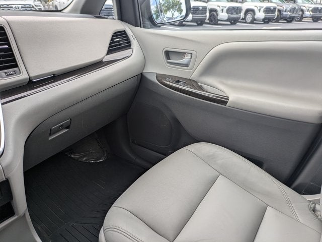 2018 Toyota Sienna XLE 7 Passenger