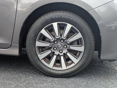 2018 Toyota Sienna XLE 7 Passenger