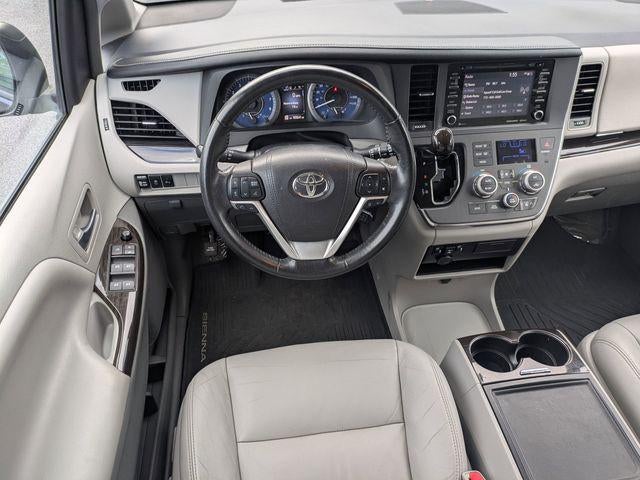 2018 Toyota Sienna XLE 7 Passenger