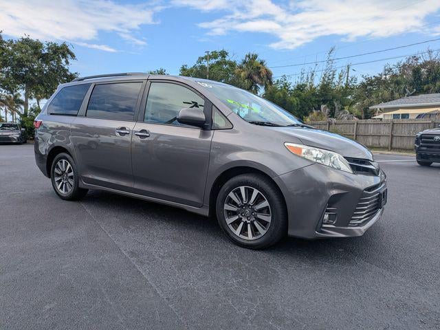 2018 Toyota Sienna XLE 7 Passenger