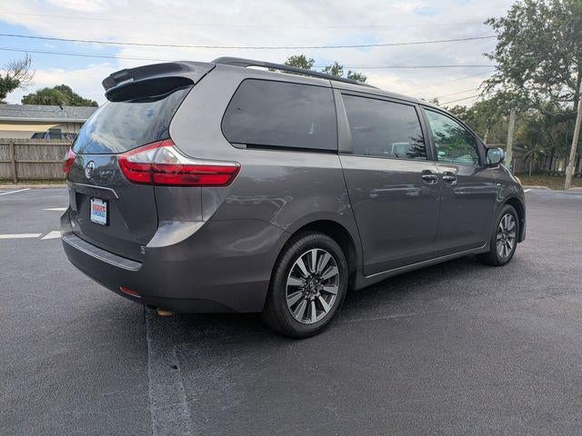 2018 Toyota Sienna XLE 7 Passenger