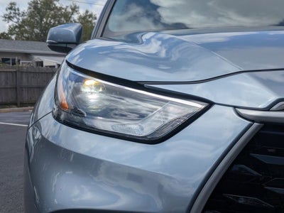 2023 Toyota Highlander LE
