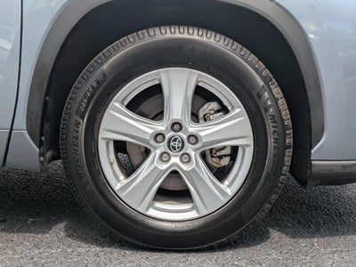 2023 Toyota Highlander LE