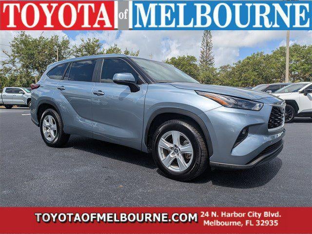 2023 Toyota Highlander LE
