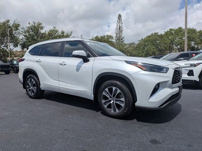 2023 Toyota Highlander XLE