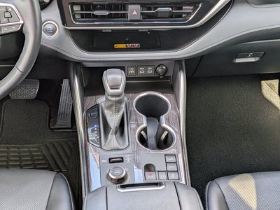 2026 Toyota Highlander Platinum