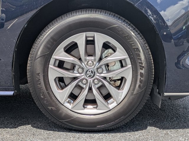 2025 Toyota Sienna XLE 8 Passenger