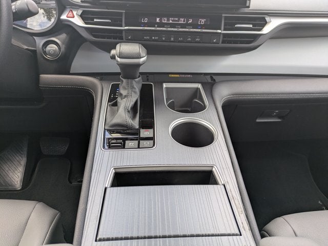 2025 Toyota Sienna XLE 8 Passenger