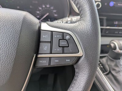 2025 Toyota Sienna XLE 8 Passenger