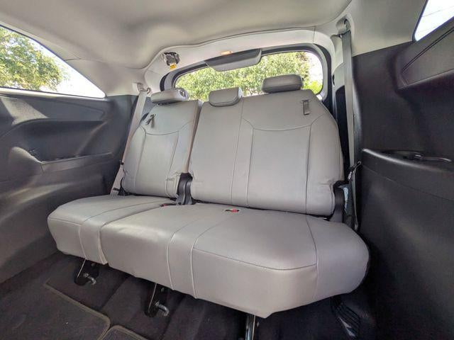 2025 Toyota Sienna XLE 8 Passenger