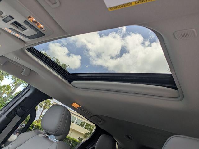 2025 Toyota Sienna XLE 8 Passenger