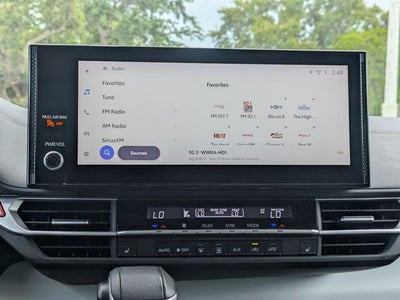 2025 Toyota Sienna XLE 8 Passenger