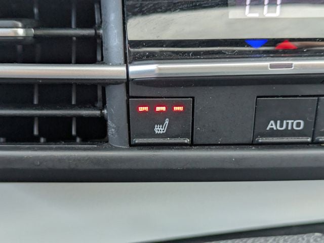 2025 Toyota Sienna XLE 8 Passenger