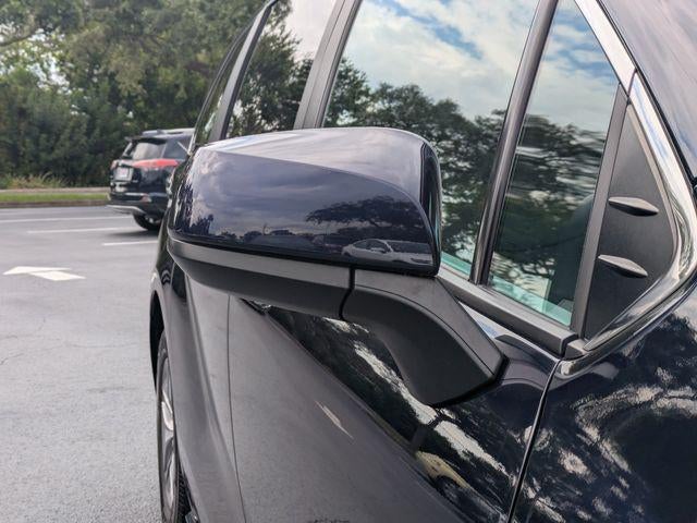 2025 Toyota Sienna XLE 8 Passenger