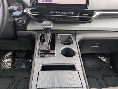 2025 Toyota Sienna XLE 8 Passenger