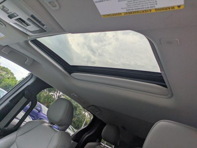 2025 Toyota Sienna XLE 8 Passenger