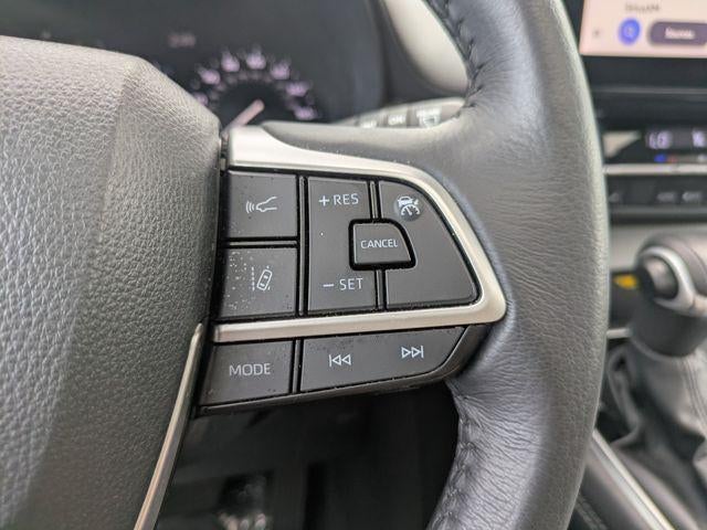 2025 Toyota Sienna XLE 8 Passenger