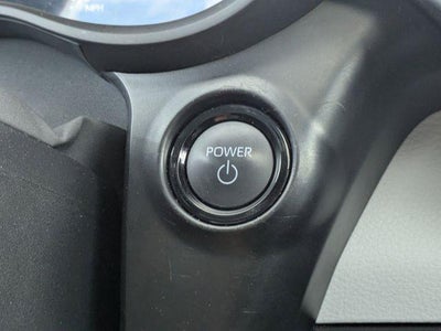 2025 Toyota Sienna XLE 8 Passenger