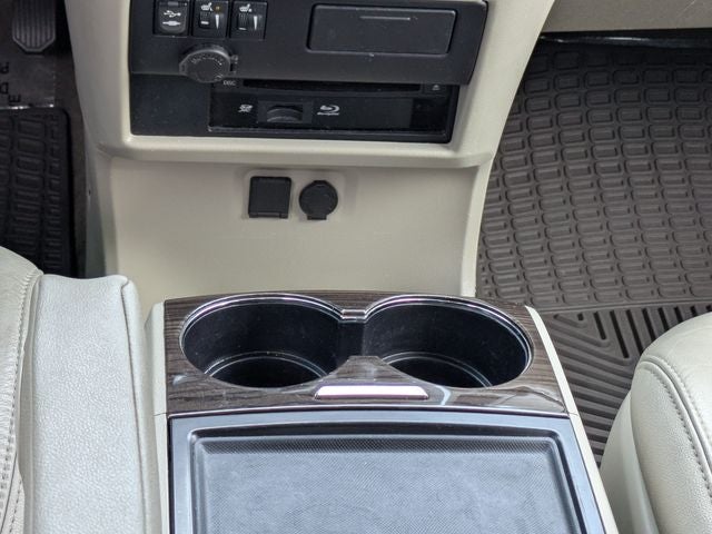 2017 Toyota Sienna XLE Premium 8 Passenger