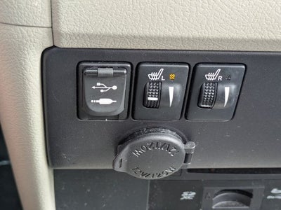 2017 Toyota Sienna XLE Premium 8 Passenger