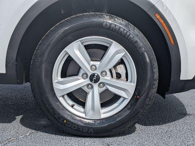 2022 Kia Sorento LX