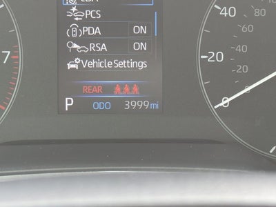 2025 Toyota Corolla Hatchback SE