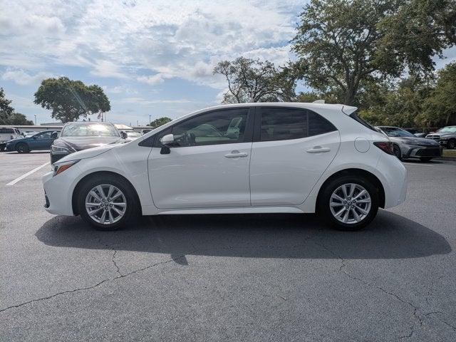 2025 Toyota Corolla Hatchback SE