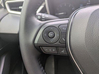 2025 Toyota Corolla Hatchback SE